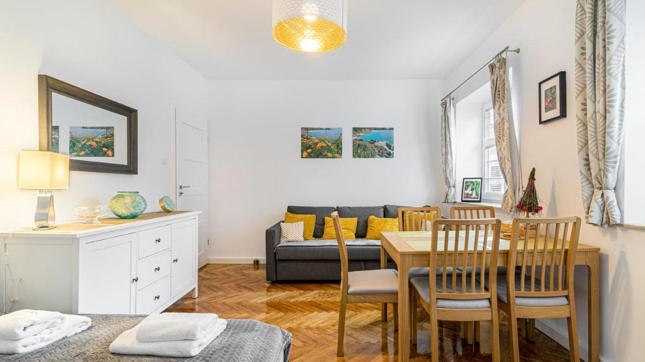 Four Lions - Billberry Apartments Gdansk Luaran gambar